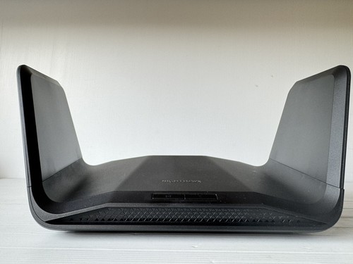 Netgear Nighthawk RAX70-100APS 8-Stream Wireless-AX6600 Gigabit Router - Picture 18 of 19