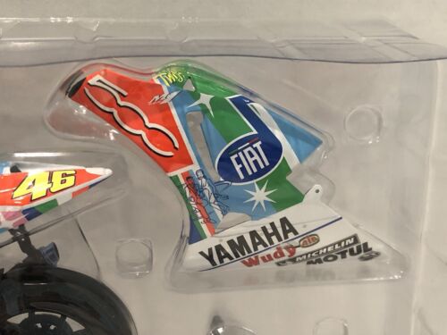 1:12 Minichamps 2007 Valentino Rossi #46 GP Assen Fiat Yamaha YZR-M1 122073096 - Picture 4 of 7