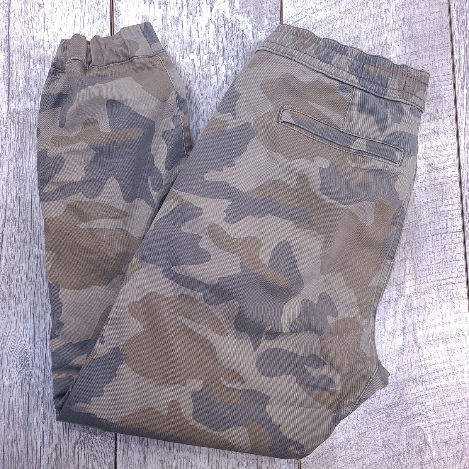DU/ER Womens Live Lite Jogger Pants Size Medium Camouflage Outdoor Camp Trail