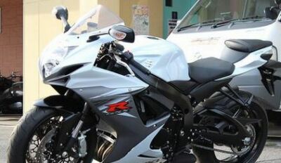 リクエスト SUZUKI GSX-R600L5 2015 BOLT 17711-14G00 | eBay