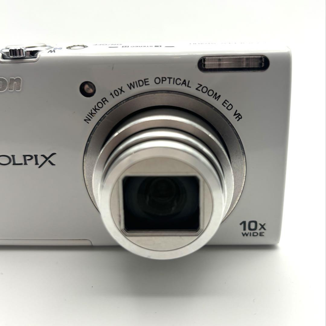 Nikon COOLPIX S6200 Digital Camera White 16.0MP 10x Optical Nikon COOLPIX S6200 Digital Camera White 16.0MP 10x Optical