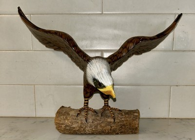 Hand Painted American Bald Eagle Figurine Statue on Wood Base 9  x 12 