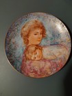 Edna Hibel 1984 Mother's Day "Abby & Lisa" Limited Edition Collector’s Plate — photo 2