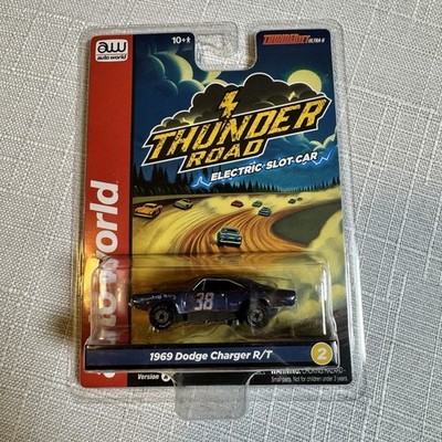 Auto World Thunderjet Ultra-G 1969 Dodge Charger R/T Blue & Rust HO Slot Car