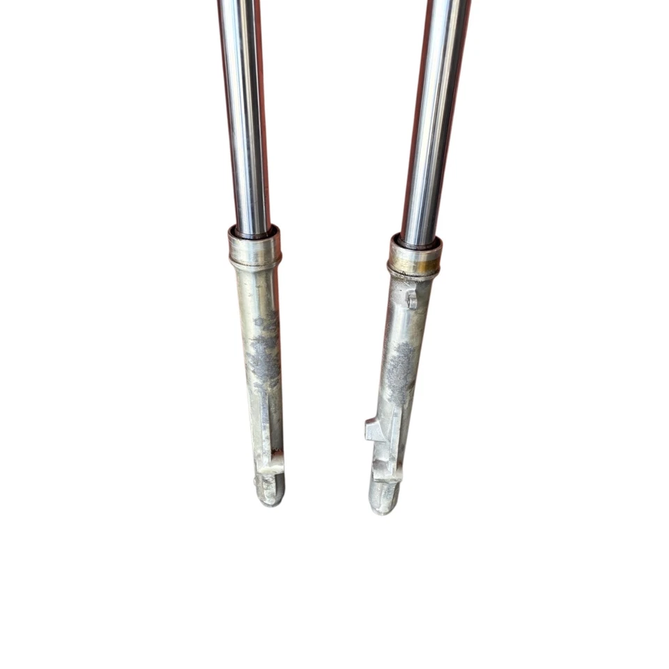 Fourche de SUZUKI 175 PE - Photo 3/4