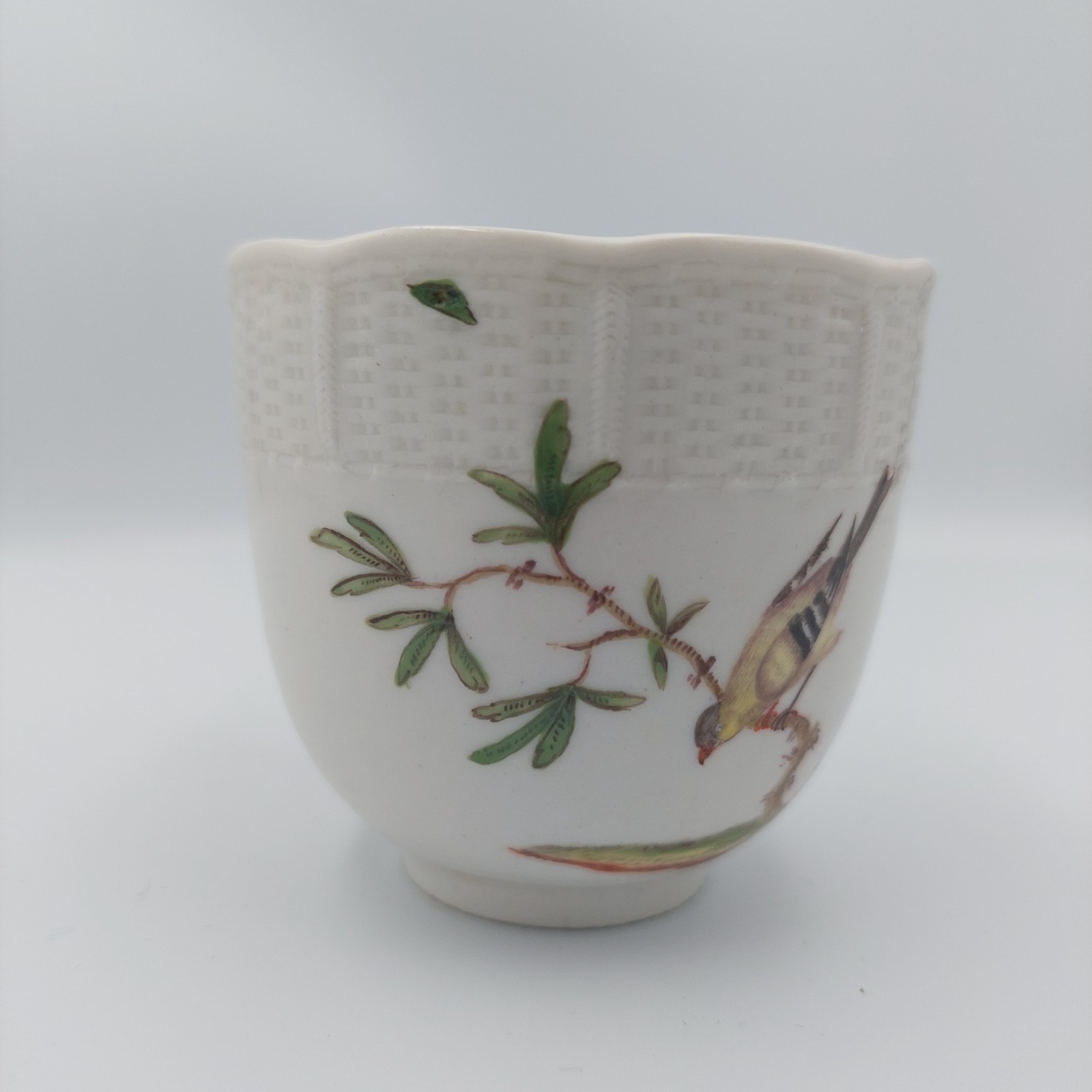 Antique 18 Century Ludwigsburg Birds Insects Tea Cup & Saucer Porcelain STUNNING