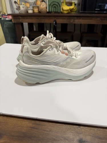 Saucony Hurricane 24 Women’s Size 8 ‘White/Foam’ S10933-246 Running Shoes - Picture 4 of 18