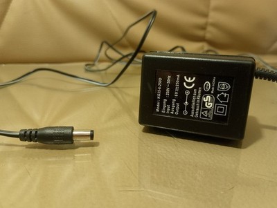 Netzteil KG36-6-250D 6 Volt 250mA Germany