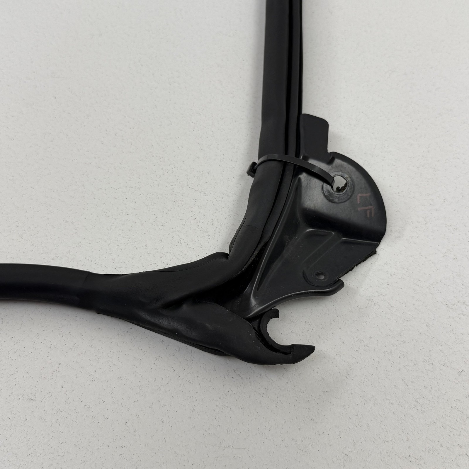 Aston Martin V8 2006-2017 Left Outer window scraper seal