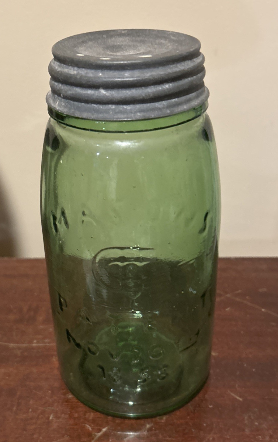 Vintage  Green Quart Mason's Patent Nov 30 1858 Canning Jar Zinc Lid H362