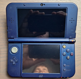 New Nintendo 3DS XL Metallic Blue Charger + 128GB SD Card | Region Free TOP IPS