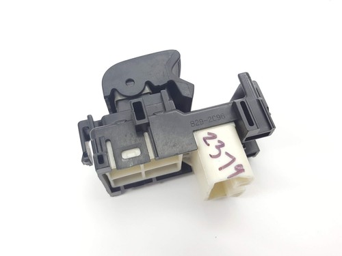 2008-2015 Scion xB OEM Power Window Control Switch PASSENGER SIDE - Picture 3 of 4