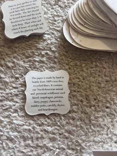 Plantable Flower Seed Paper Hearts Cards Bundle of 24 With Envelope Instruction - Picture 6 of 9