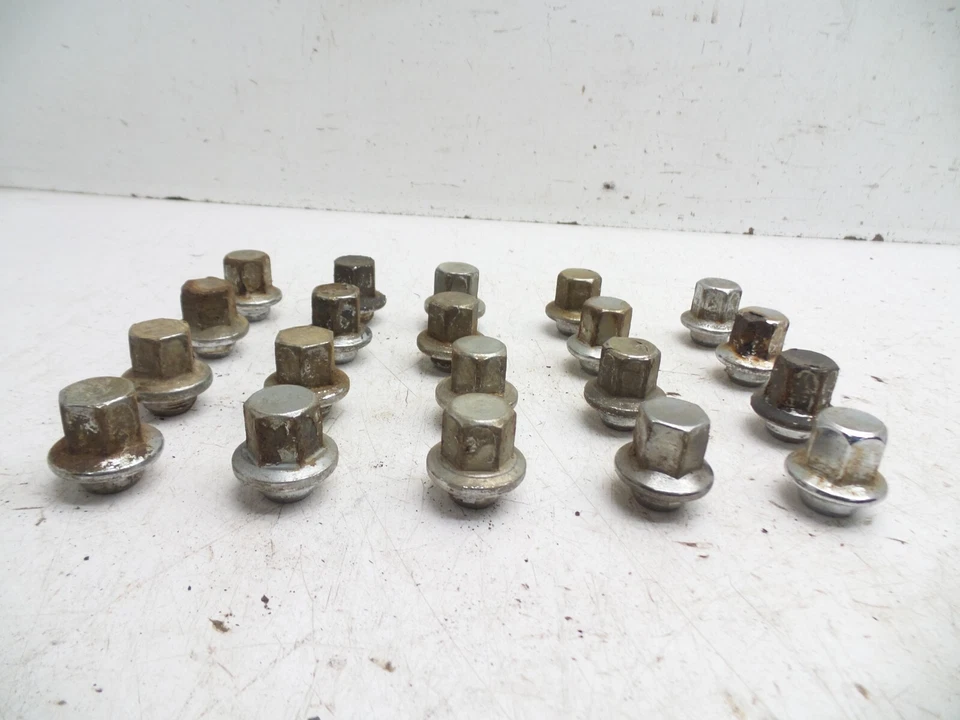 78-81 CAMARO FIREBIRD TRANS AM ORIGINAL N90 COPO DE NIEVE LLANTA JUEGO DE TUERCAS 20 Foto 2 de 4