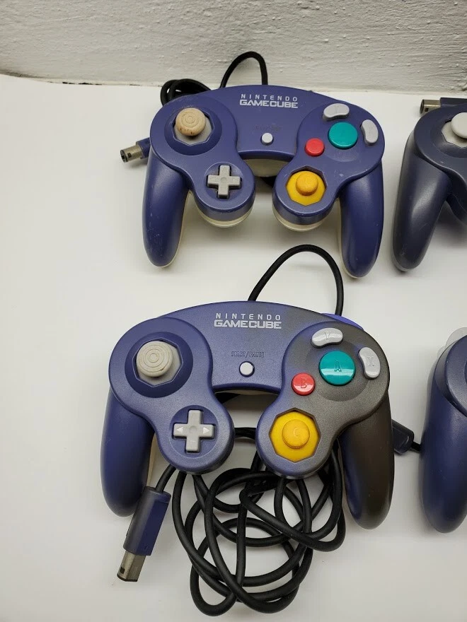 1x Official Nintendo GameCube Controller Indigo Purple & Clear Back Discolored - Image 4 of 4