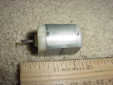 Small DC Electric Motor 8 - 16 VDC 11,800 RPM .56A M81    