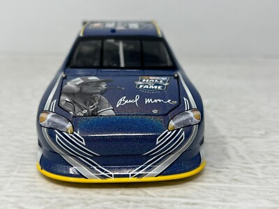Lionel Nascar #11 Bud Moore NHOF Class of 2011 Ford Fusion 1:24
