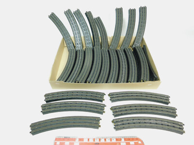 36x Trix Express H0/DC 1355 Curved Bakelite Track Section #BK178-2