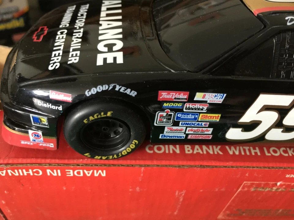 1994 NASCAR Racing Champions 1:24 Die-Cast Coin Bank 1 / DENNIS SETZER #59 B99 - Image 3 of 4