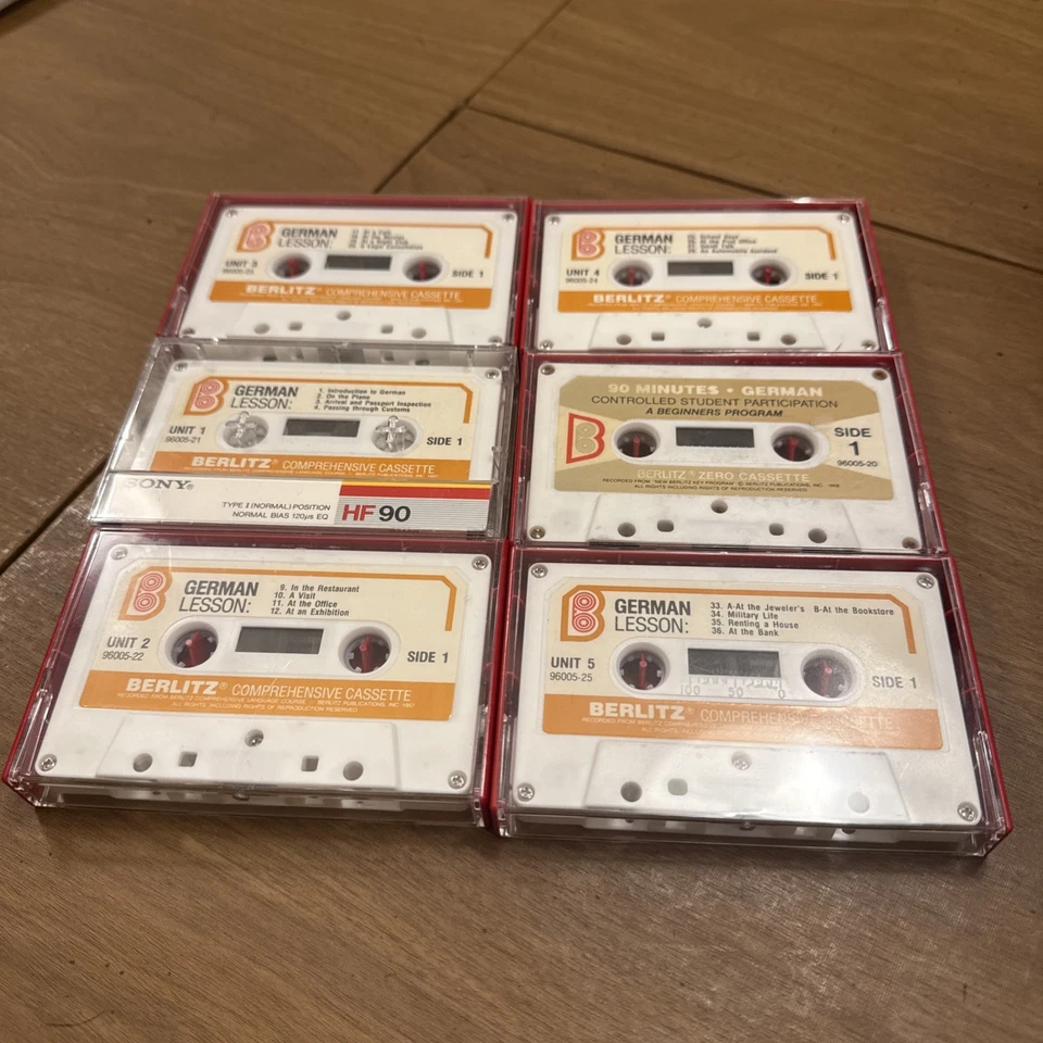 Vintage Berlitz German Language Learn Program Briefcase cassettes Booklets - Image 3 of 4