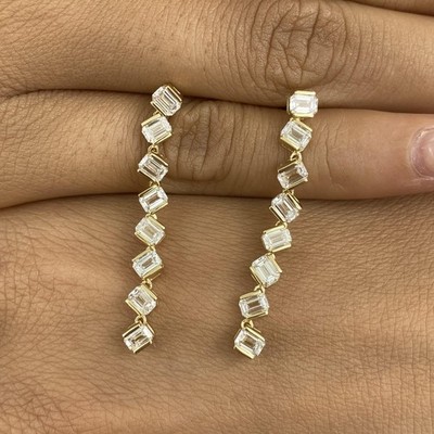 Gelbgold Ohrhänger 2,4 kt F/VS2 Smaragdschliff Lab Created Diamant selten
