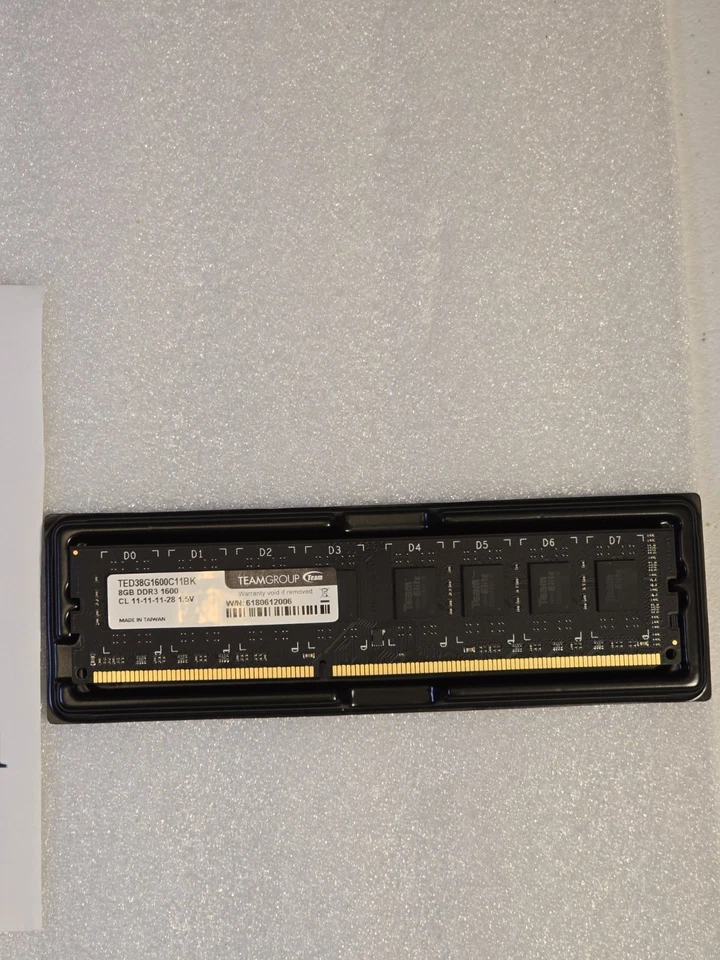 Team Group 8GB DDR3 1600 Desktop Memory RAM TED38G1600C11BK - Image 2 of 3