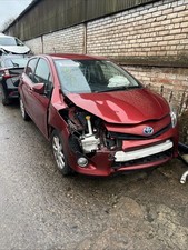 TOYOTA YARIS 2013 1.5 HYBRID MANY PARTS! AUCTION FOR A USED 20A FUSE ONLY!