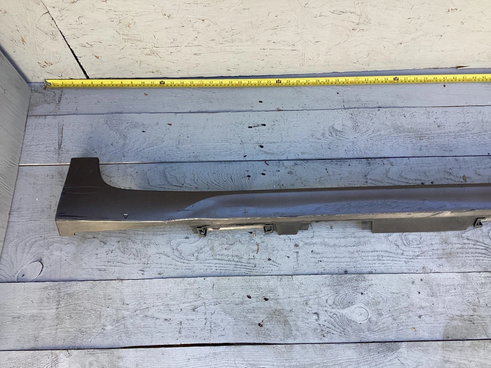 2011-2017 Toyota Sienna Right Passenger Side Skirt Rocker Panel Molding OEM Foto 2 de 4