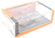Spark McLaren - Lando Norris & Oscar Piastri-2025 Constructors Champ 1:64 64S084