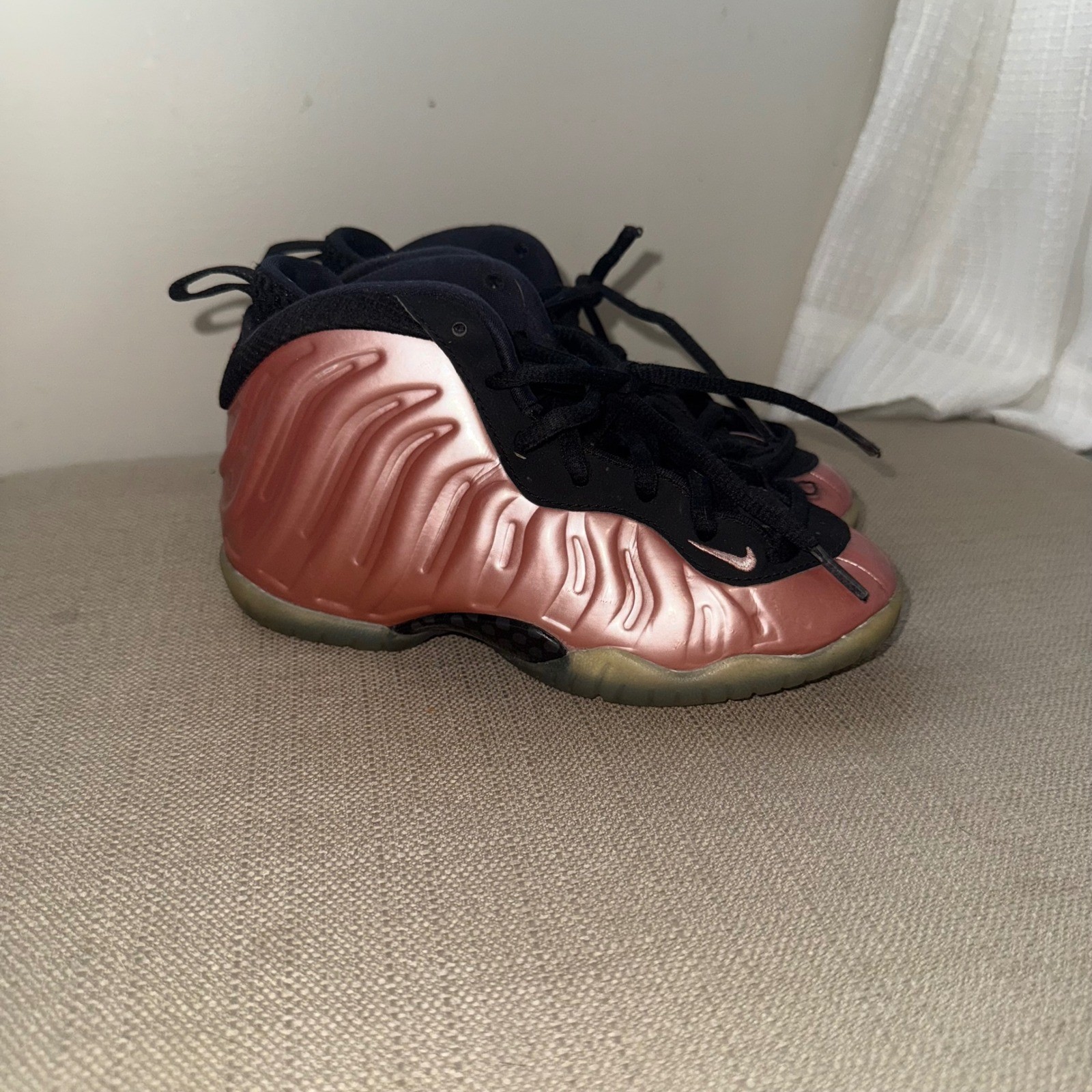Nike Air Foamposite One Toddler Shoes Pink Gold Black Sneakers-image