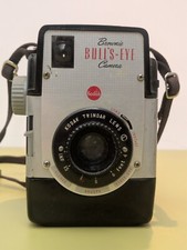 Vintage Kodak Brownie Bull's Eye 620 Box Camera w/Kodak Twindar Lens - Untested