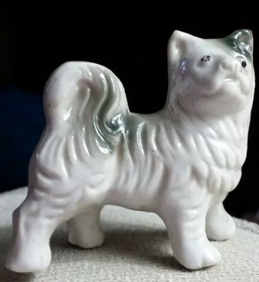 Vintage ceramic CAT KITTEN FIGURINE, old carnival prize, made in Japan