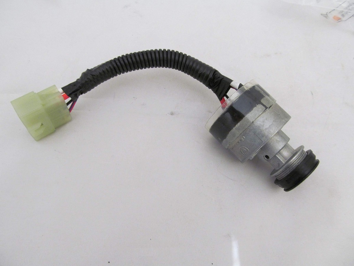 T5520-75171 OEM KIOTI Starter Switch Assembly Fits Ck DK DS
