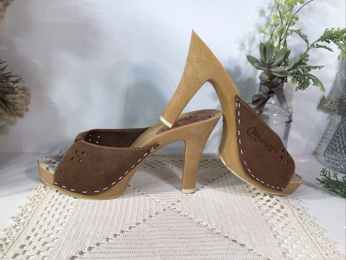Sandali vintage CANDIES tacco alto slide~camoscio marrone ritagliato~taglia 6M~Made Italy - Foto 2 di 21