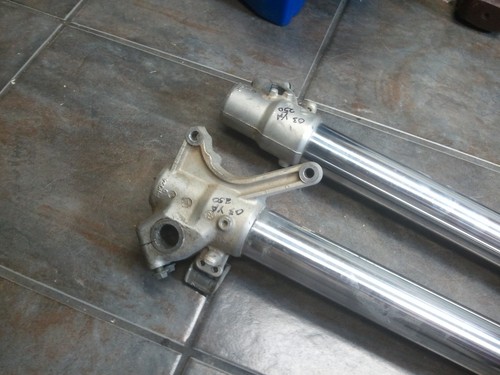2003 03 Yamaha Front Fork Assembly # 5UP-23102-00-00 & 5UP-23103-00-00 YZ 250 - Picture 5 of 6