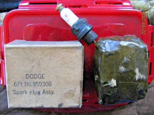 6 New Vintage Auto-Lite BH4 Spark Plugs in original box
