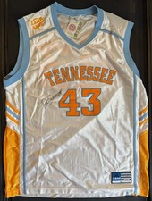 Pat Summitt SIGNED Autographed ADIDAS Tennessee Jersey - PSA/DNA Full Letter