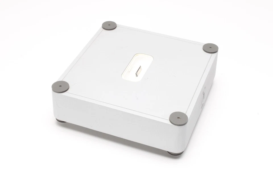 Wadia 170i Transport iPod Dock Transport Silver - No Power Supply - Image 2 of 4