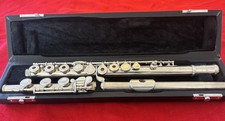 Giardinelli by Haynes GFL-10S Advanced Series Sterling Silver Flute with Case