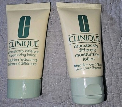 Clinique Dramatically Different Moisturizing Lotion 1 FL. OZ. LIQ. LOT OF 2