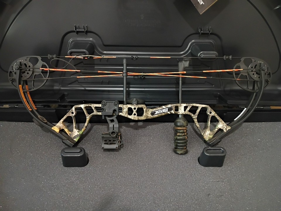 Bear Archery Royale LTH Compound Bow PACKAGE-Adjustable Draw Weight