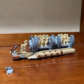 LEGO Star Wars 75086 Battle Droid Troop Carrier 98% Complete