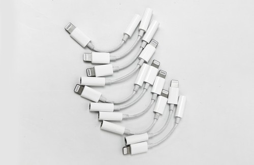 Lot of 50 Apple Lightning to 3.5mm Headphone Jack Adapter MMX62AM/A - Picture 6 of 8