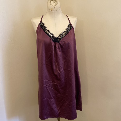 Linea Donatella 2pc.set Nightgown / Robe Set Size Med. - Picture 6 of 12