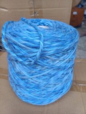 fil a tricoter  Laine Fantaisie Bleu 820 Grammes
