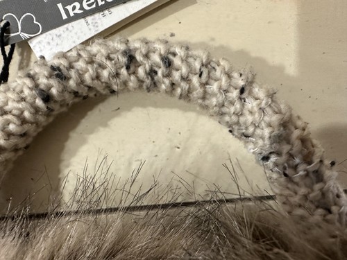 Patrick Francis Ireland Aran Knit Wool Ear Muffs Oatmeal, Speckle, Womens NEW! - Picture 9 of 9