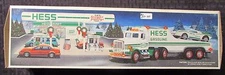1991 HESS Toy Truck and Racer MIB Box C-7.0 Real Head & Tail Lights 
