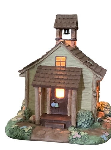 Hawthorne Village Precious Moments "School House" Lighted Collectible 7 Inches T