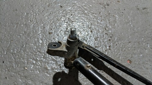 Hyundai Santa Fe MK1 Front Wiper Linkage - Picture 3 of 4