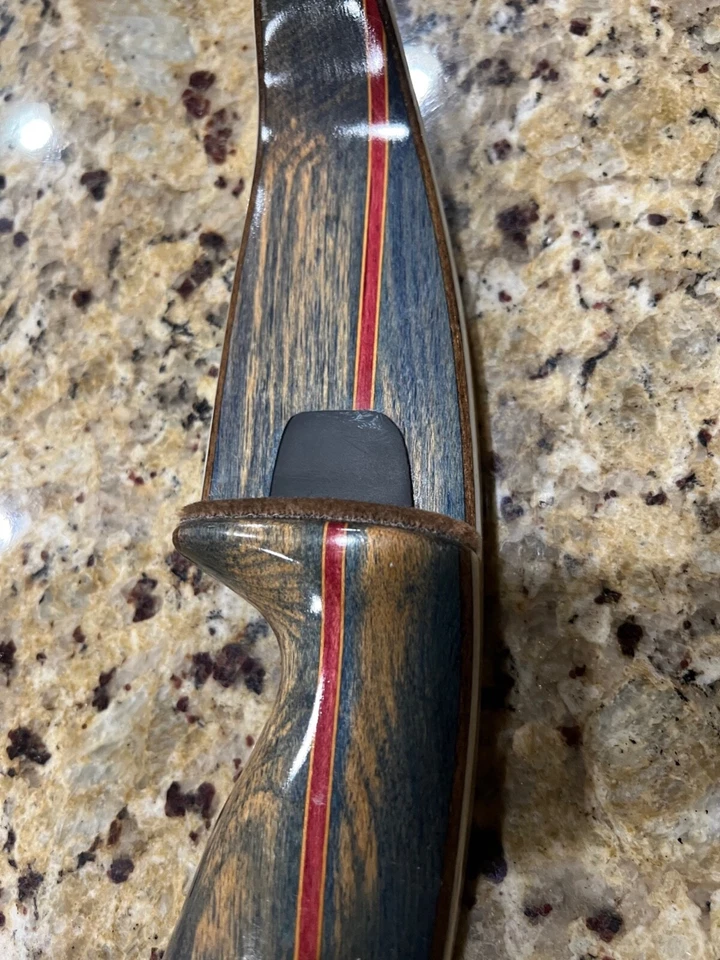 Bear Super Grizzly Recurve Vintage LH, 58”, 45 Lbs. Quase perfeito - Imagem 3 de 4